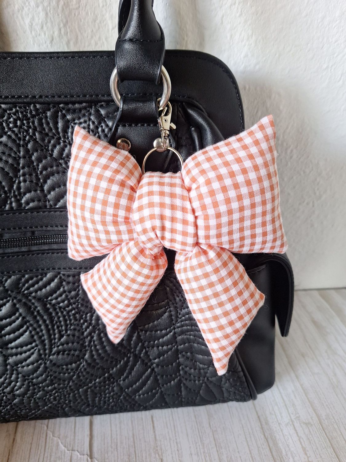 Puffy Bow Bag Charm – Taschenanhänger Schleife im Korea Style