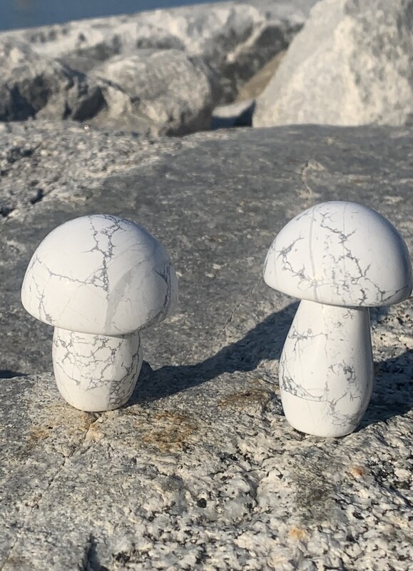 Howlite Mushroom