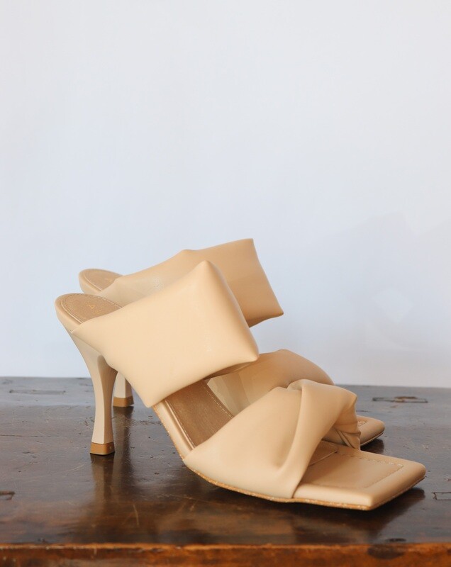 TWISTED STRAP CORN IVORY
