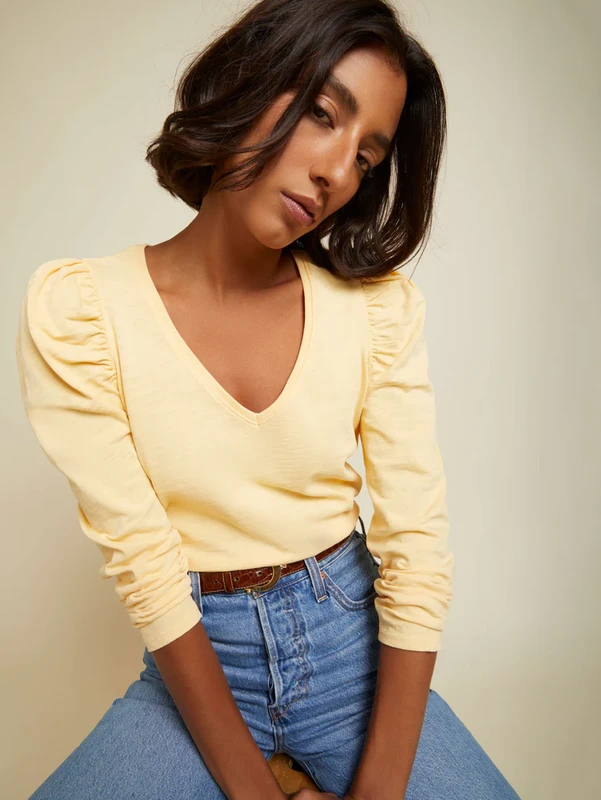 SAIGE V NECK