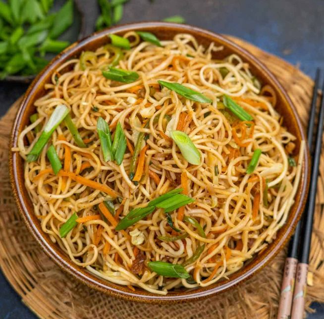 Veg Hakka Noodles