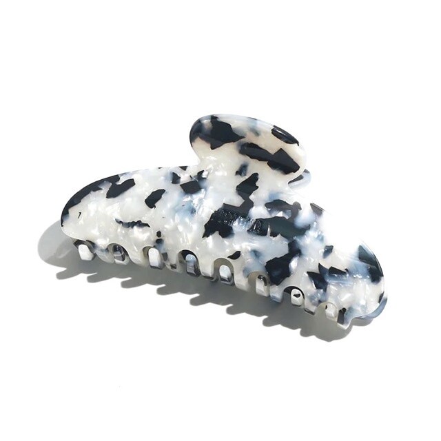 Grande Claw Clip in Cookies &amp; Cream