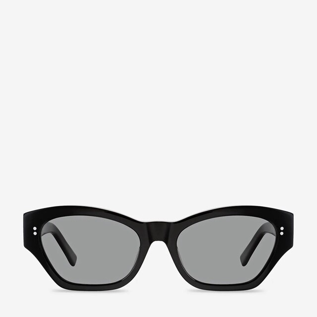 Otherworldly Sunglasses in Black