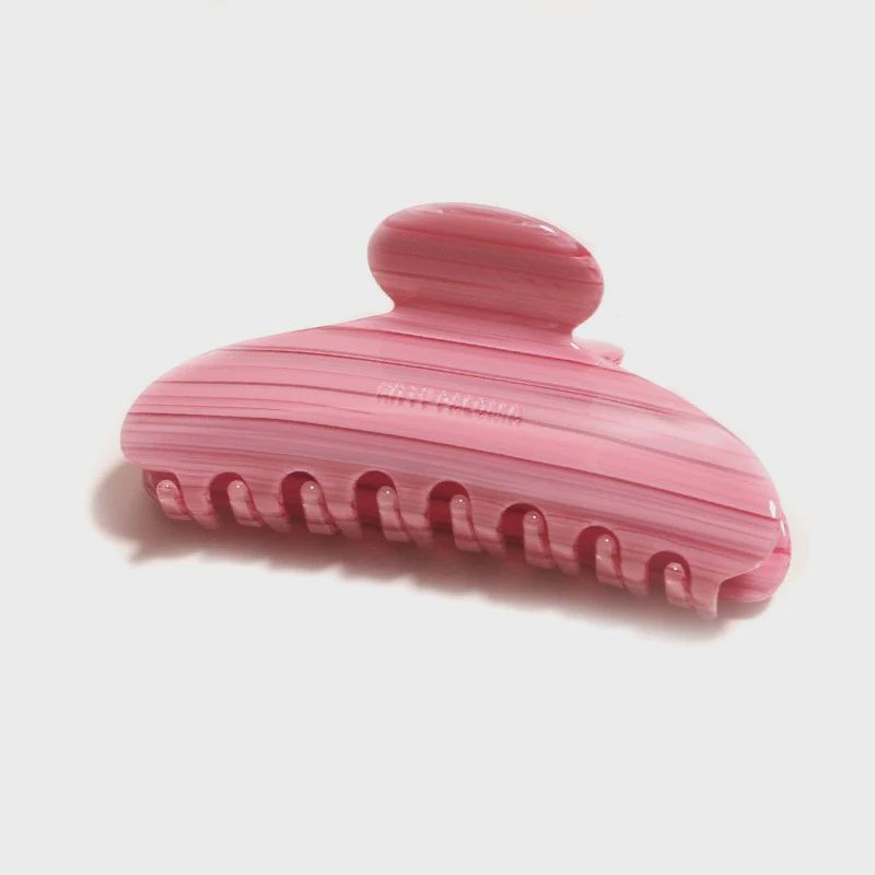 Grande Claw Clip in Guava