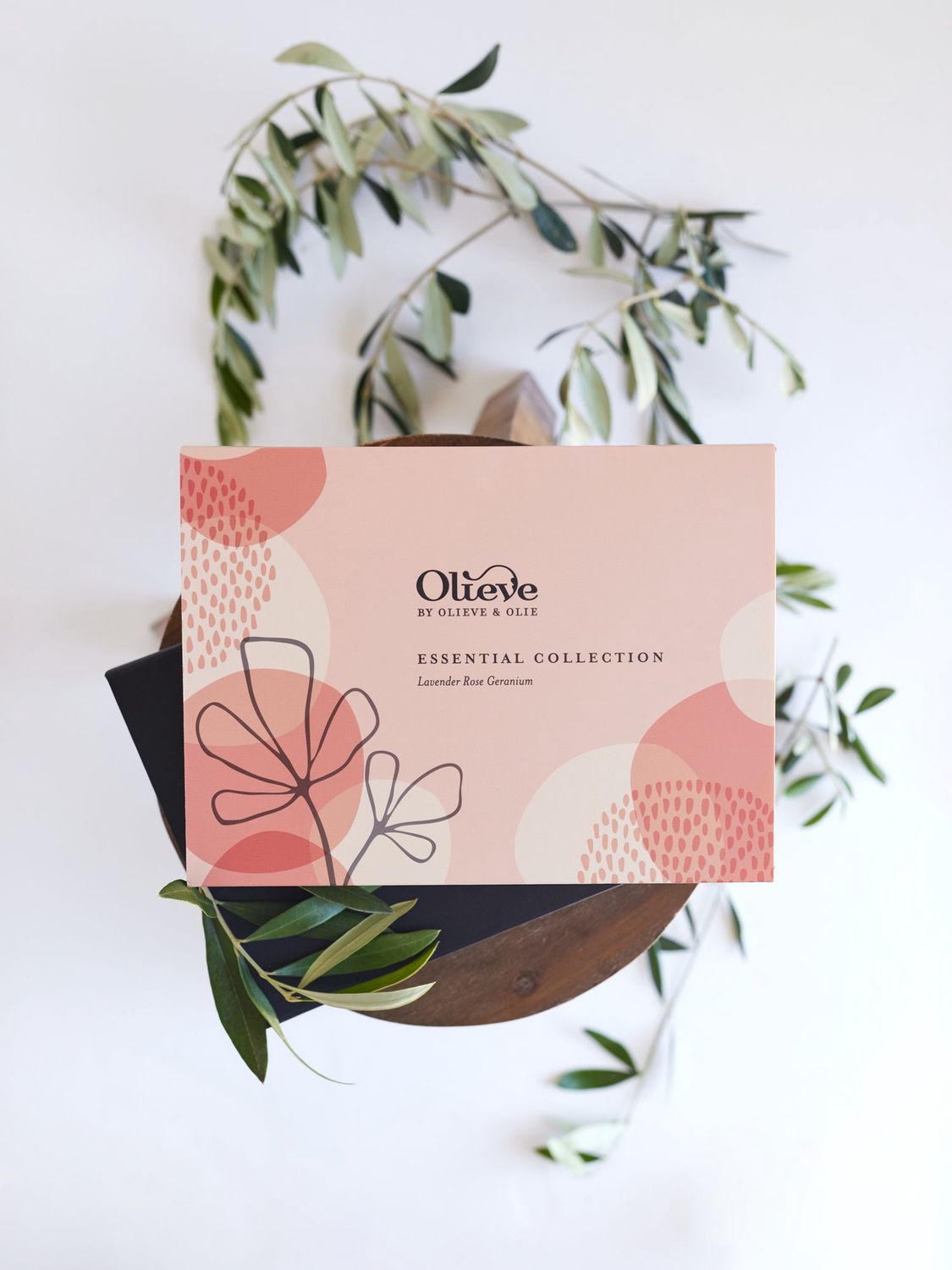 Essential Collection Gift Box, Scent: Lavender &amp; Rose Geranium
