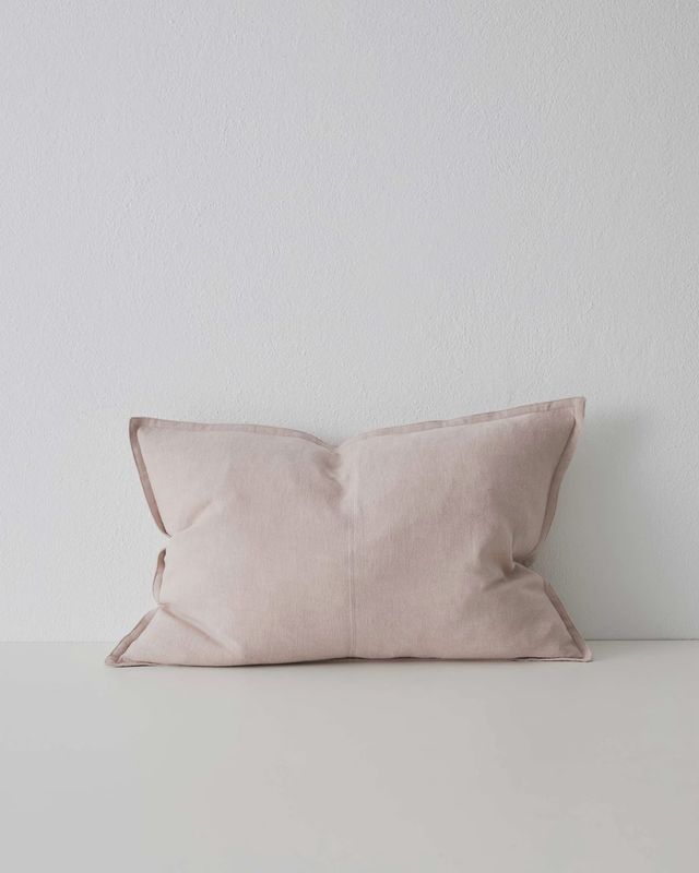 Como Linen 40x60cm cushion in Blush