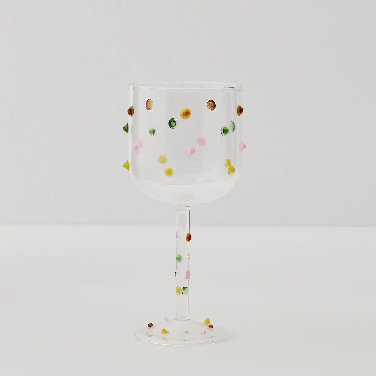 Dotted Wine Glass in Clear