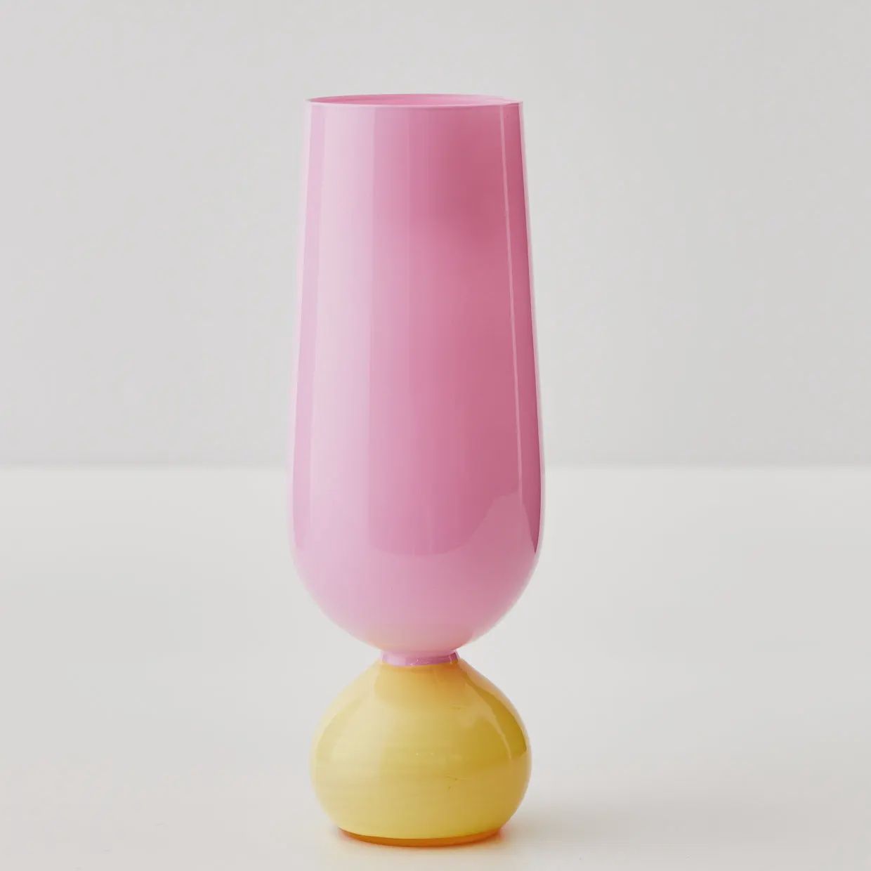 Aden Champagne Glass in Pink