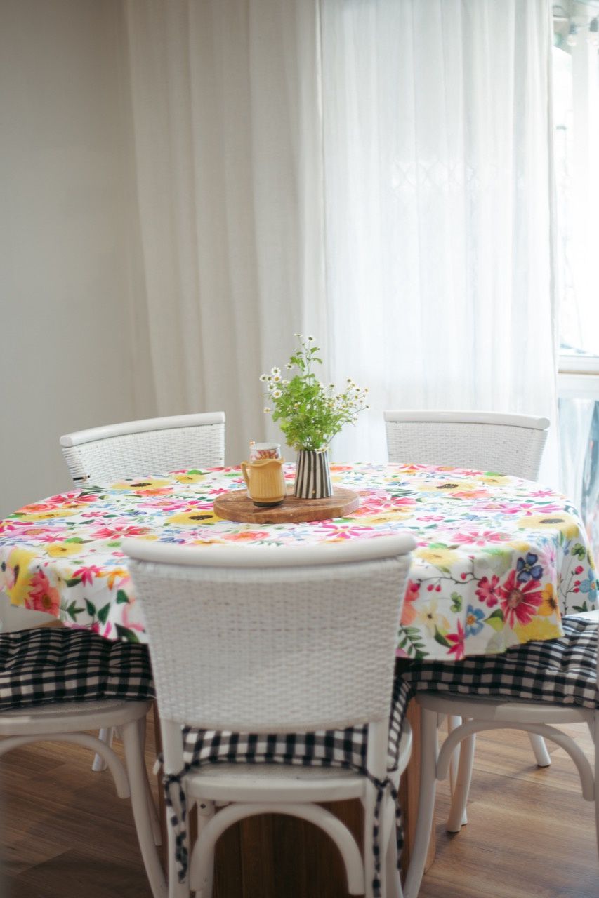 Springtime Floral Table Cloth