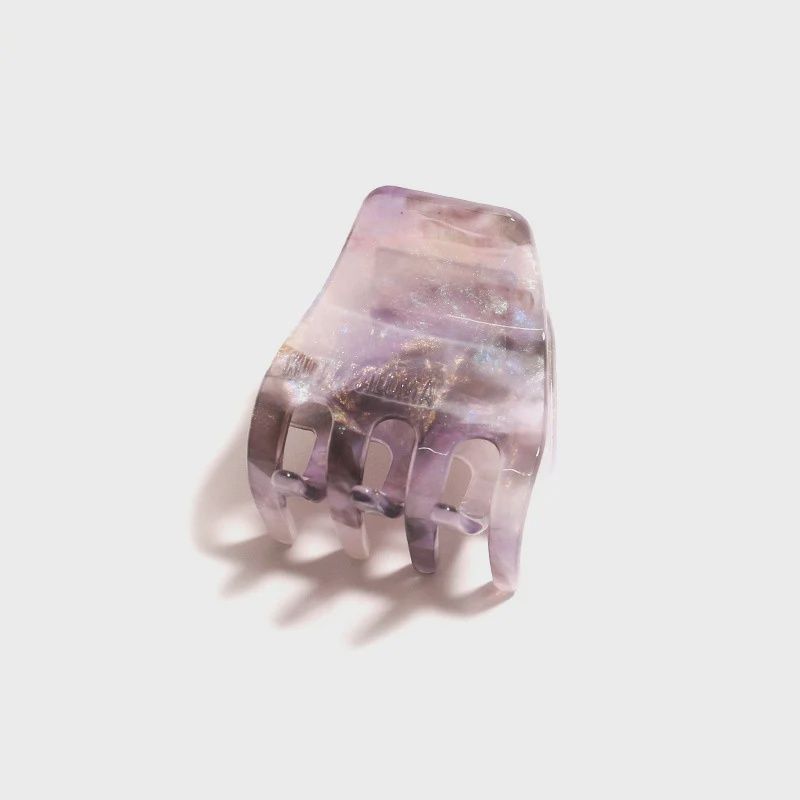 Petite Claw Clip in Amethyst