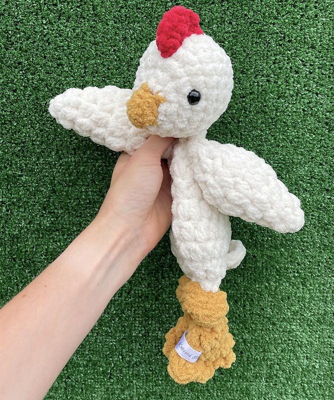 Mini Chickie Snuggler in Winter White