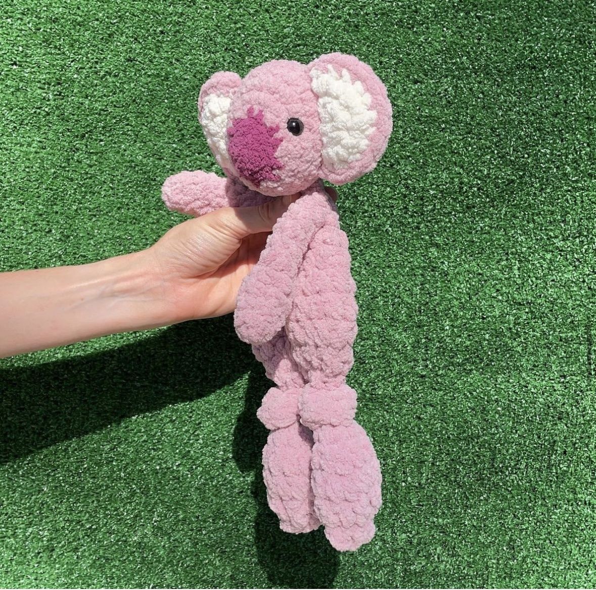 Mini Koala Snuggler in Pink