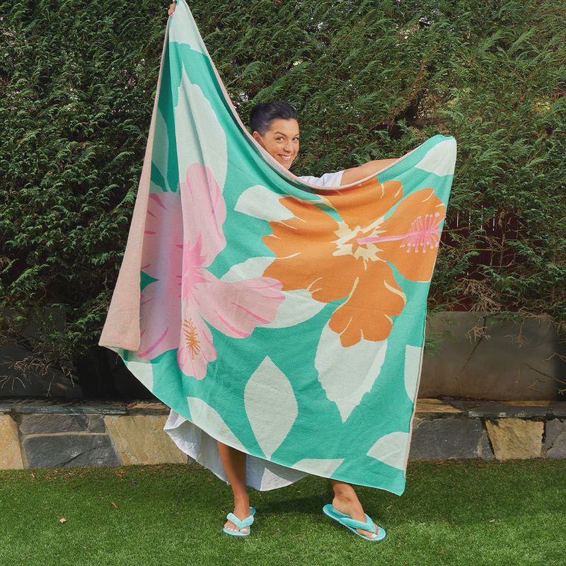 Hibiscus Cotton Knitted Throw