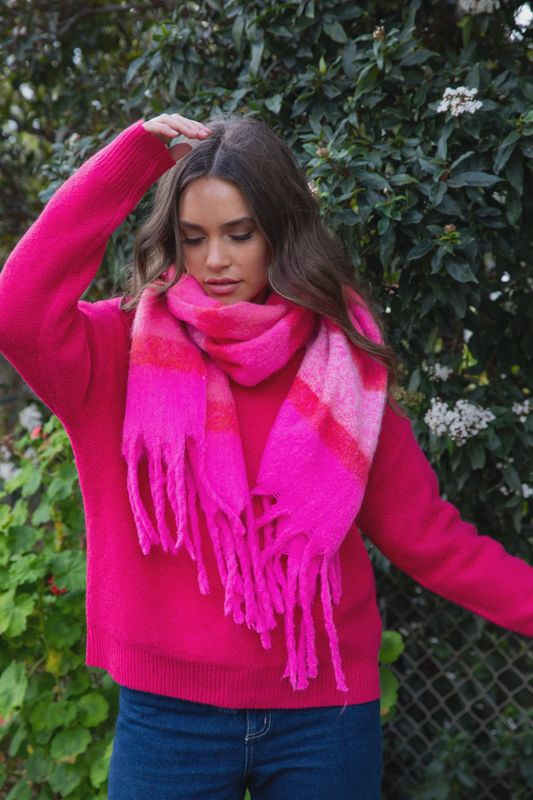 Sara Scarf in Pink