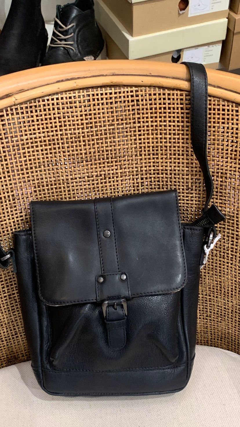 Chloe Black Crossbody Bag - BL-62