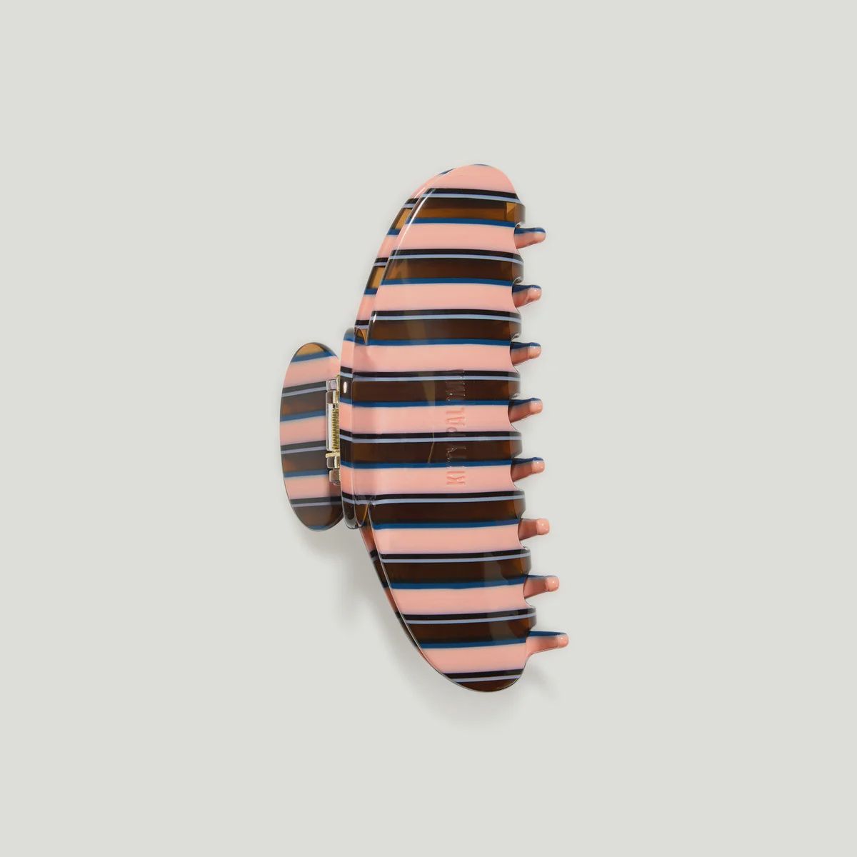 Grande Hair Claw in Nolita