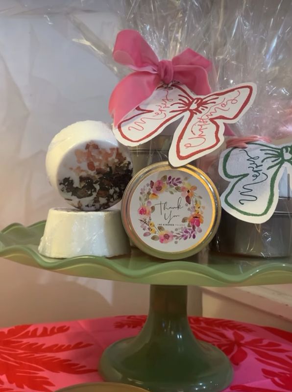 Grab &amp; Go - Bath Bomb &amp; Candle Combo