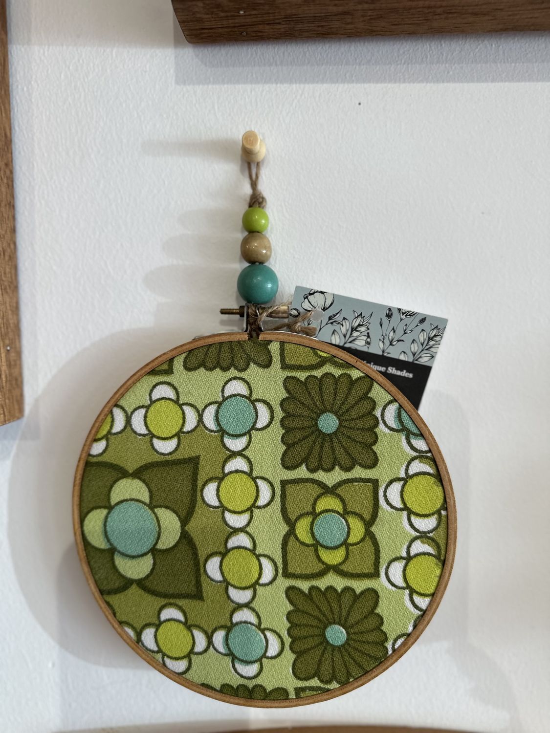 Retro Daisy Tile Hoop