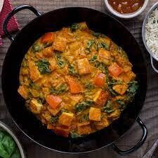Mixed Veg Paneer Sabzi - Catering Tray ( 50 people for full tray and 25 for half tray )