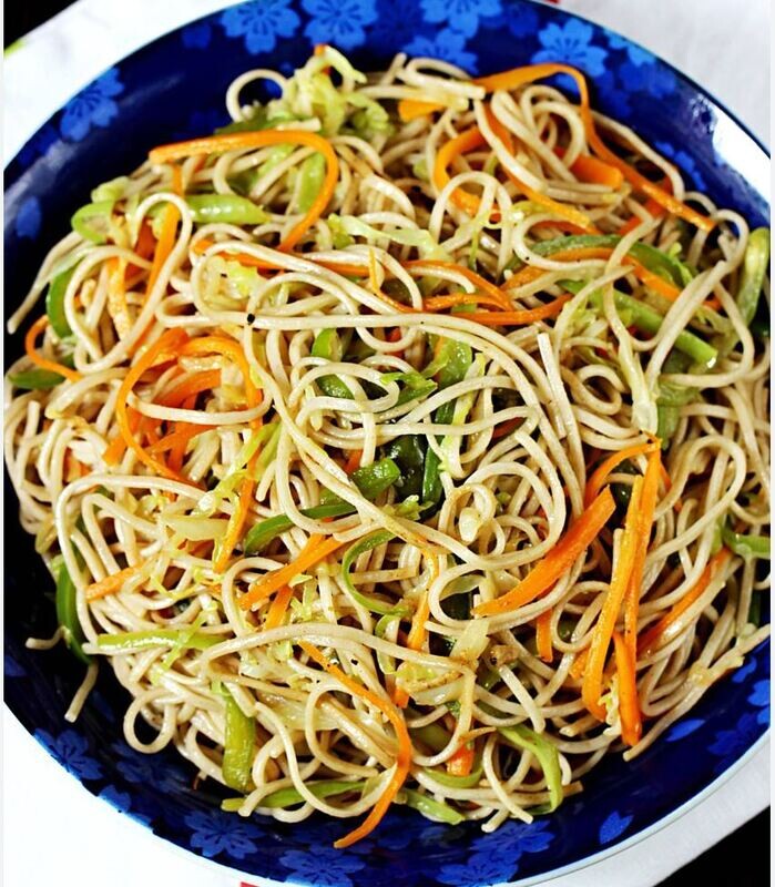 Veg Noodles -  Catering tray(50 people full,  25 people half)
