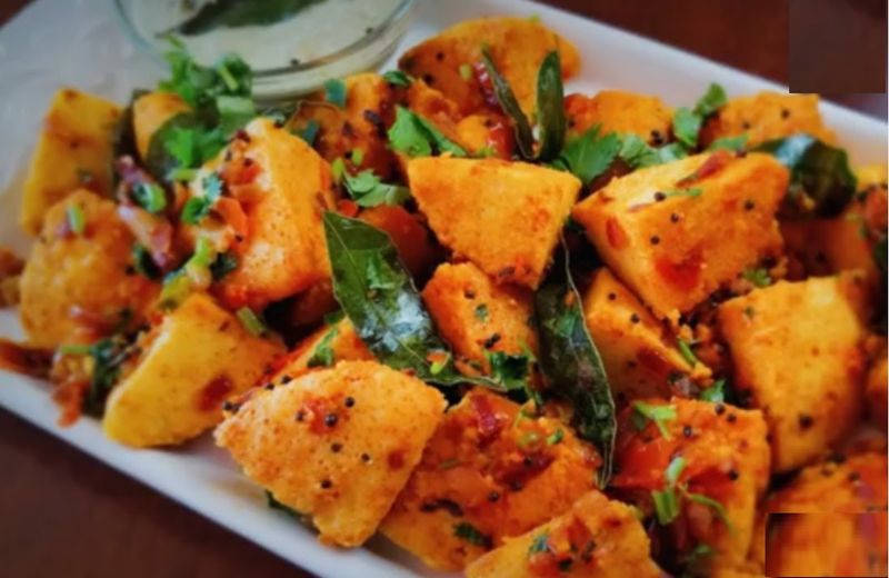 Masala Idly with Chutney - Catering Tray