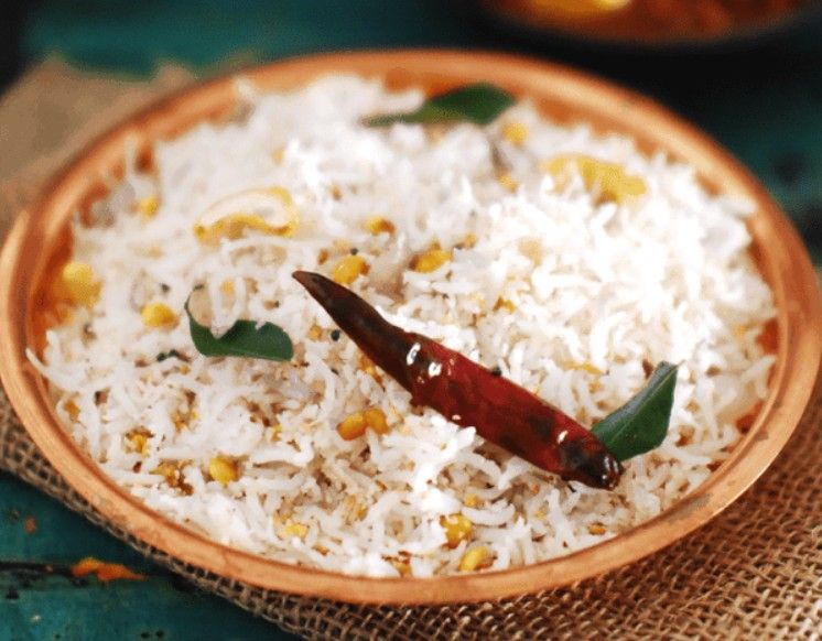 Coconut Rice - Catering Tray  ( 50 people for full tray and 25 for half tray )