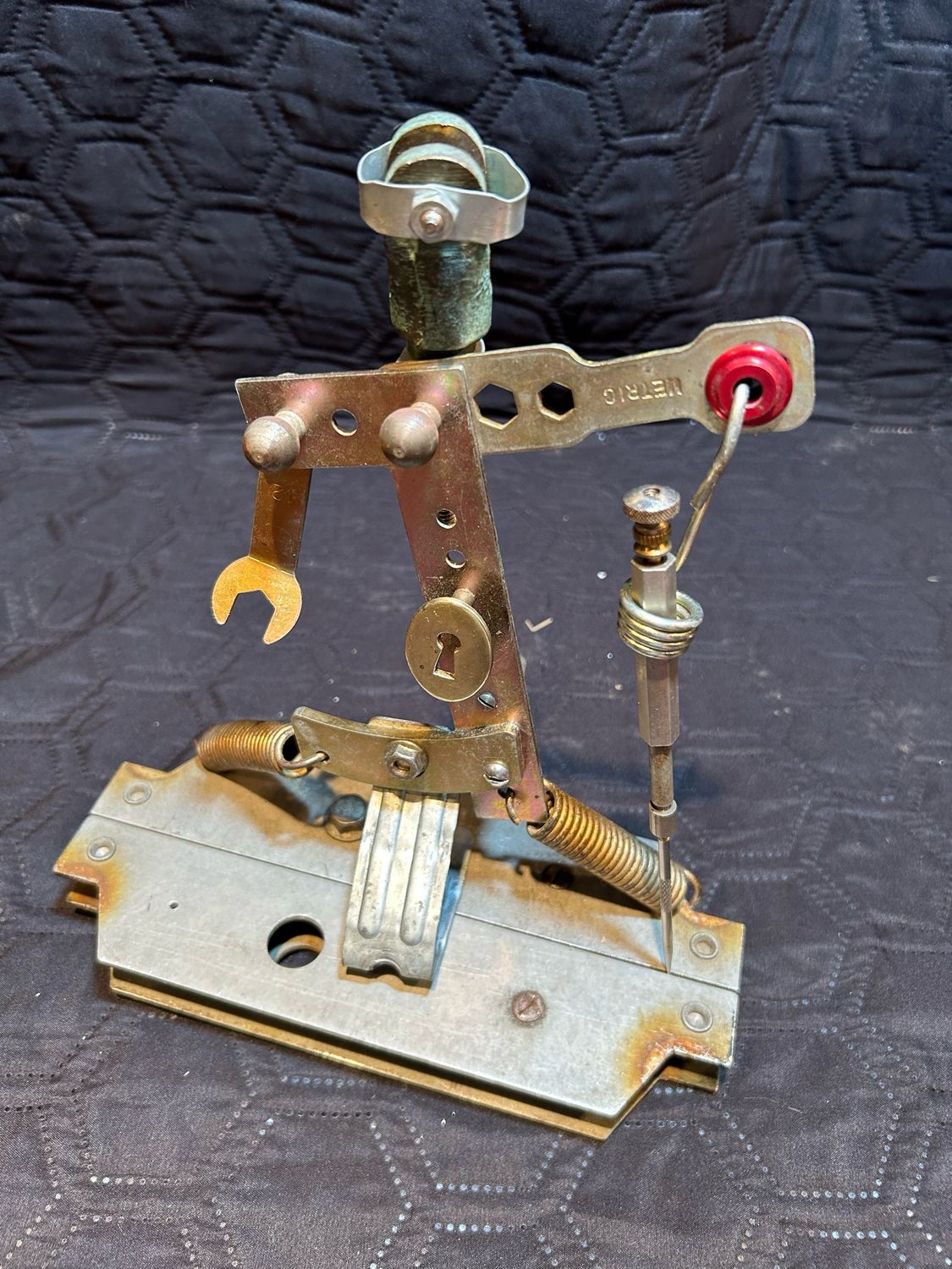 Sculpture, porte crayon steampunk