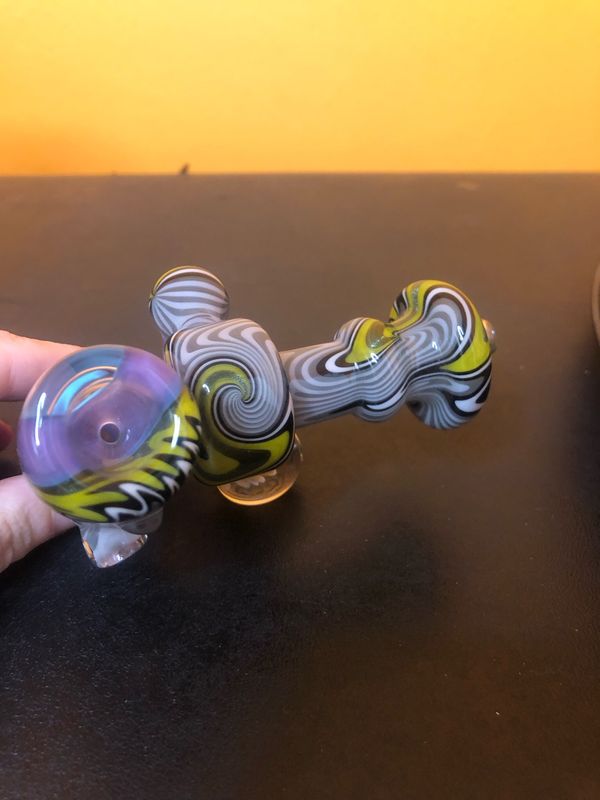 The Riddler Wigwag Borosilicate Glass Hand Pipe