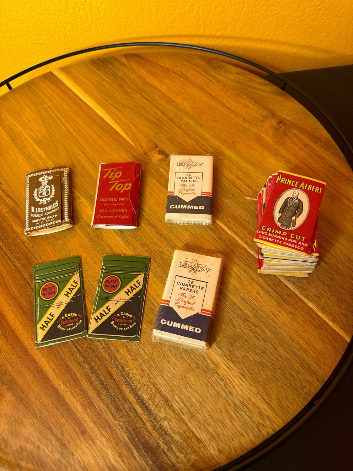 Vintage Rolling Papers