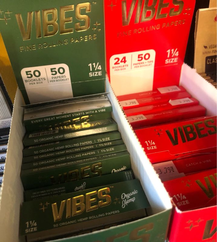 Vibes 1 1/4 Rolling Papers