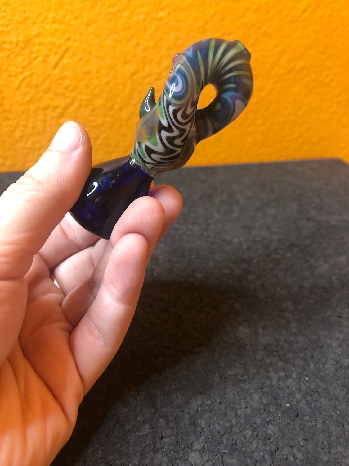 Wigwag Infinity Loop Chillum