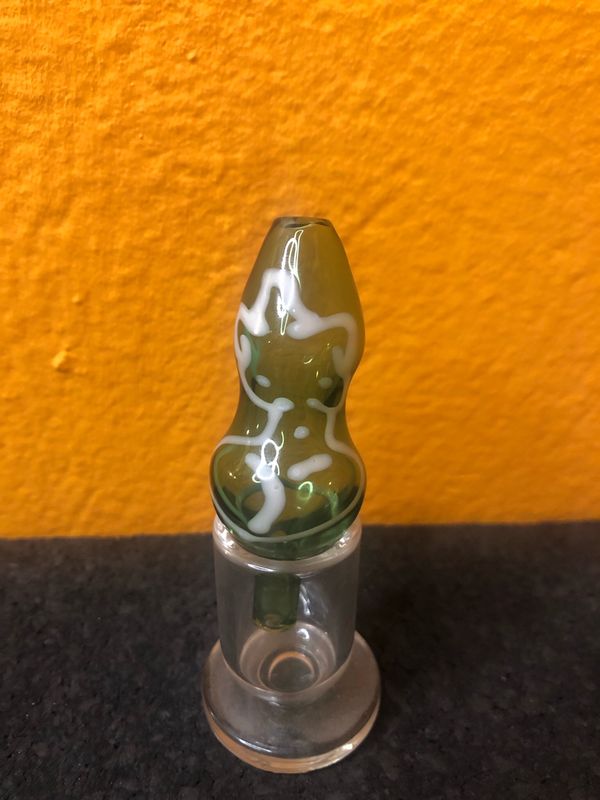 Green Hourglass Body Curvy Bubble Carb Cap