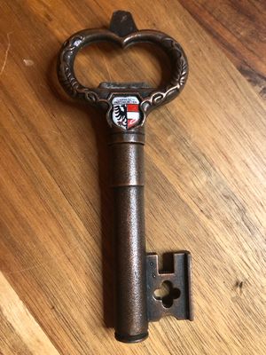 Garmisch-Partenkirchen Key Wine Bottle Opener