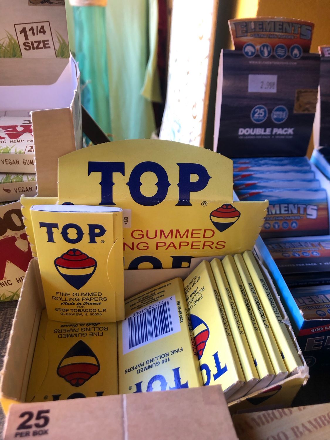 Top Gummed Rolling Papers