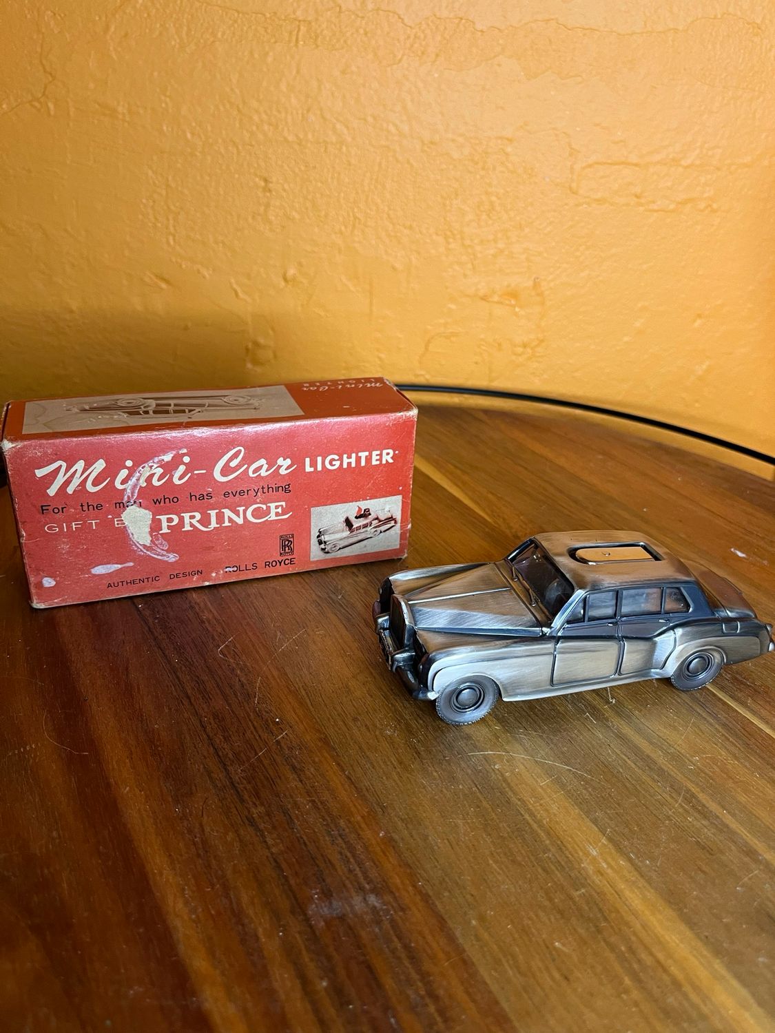 Prince Brand Rolls Royce Car Figural Table Lighter