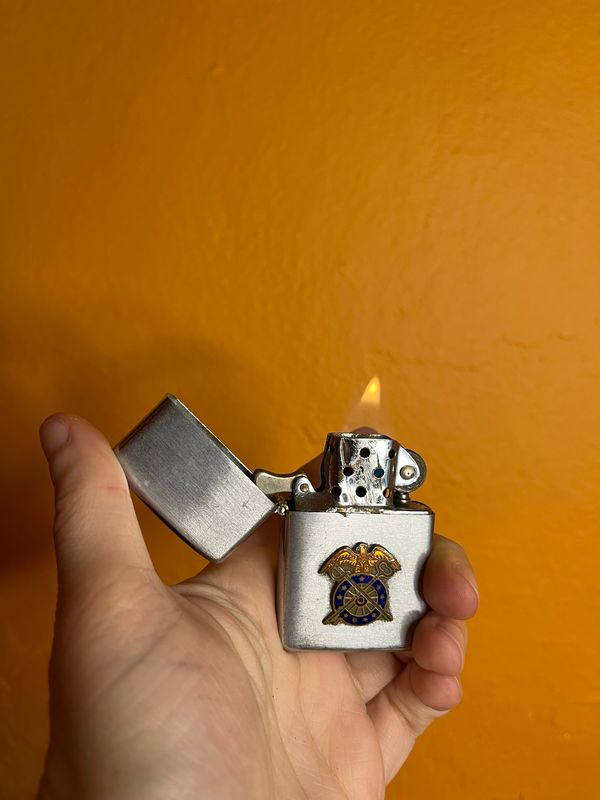 Metz Sergeants Club Eagle Emblem Wellington Flip Top Lighter