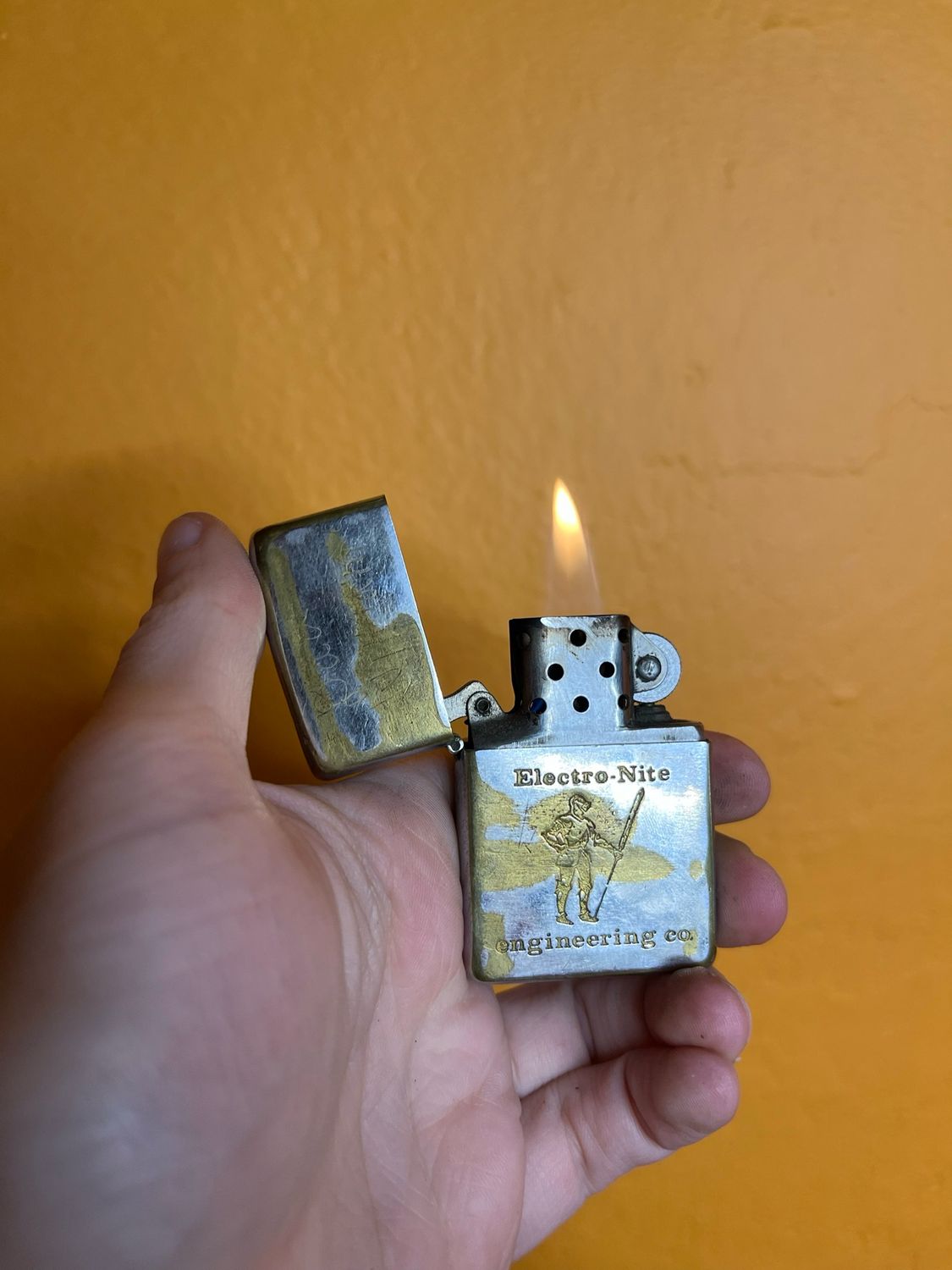 1960 Home Customized ‘Dad Williams’ Electro-nite Engineering Knight Zippo Lighter