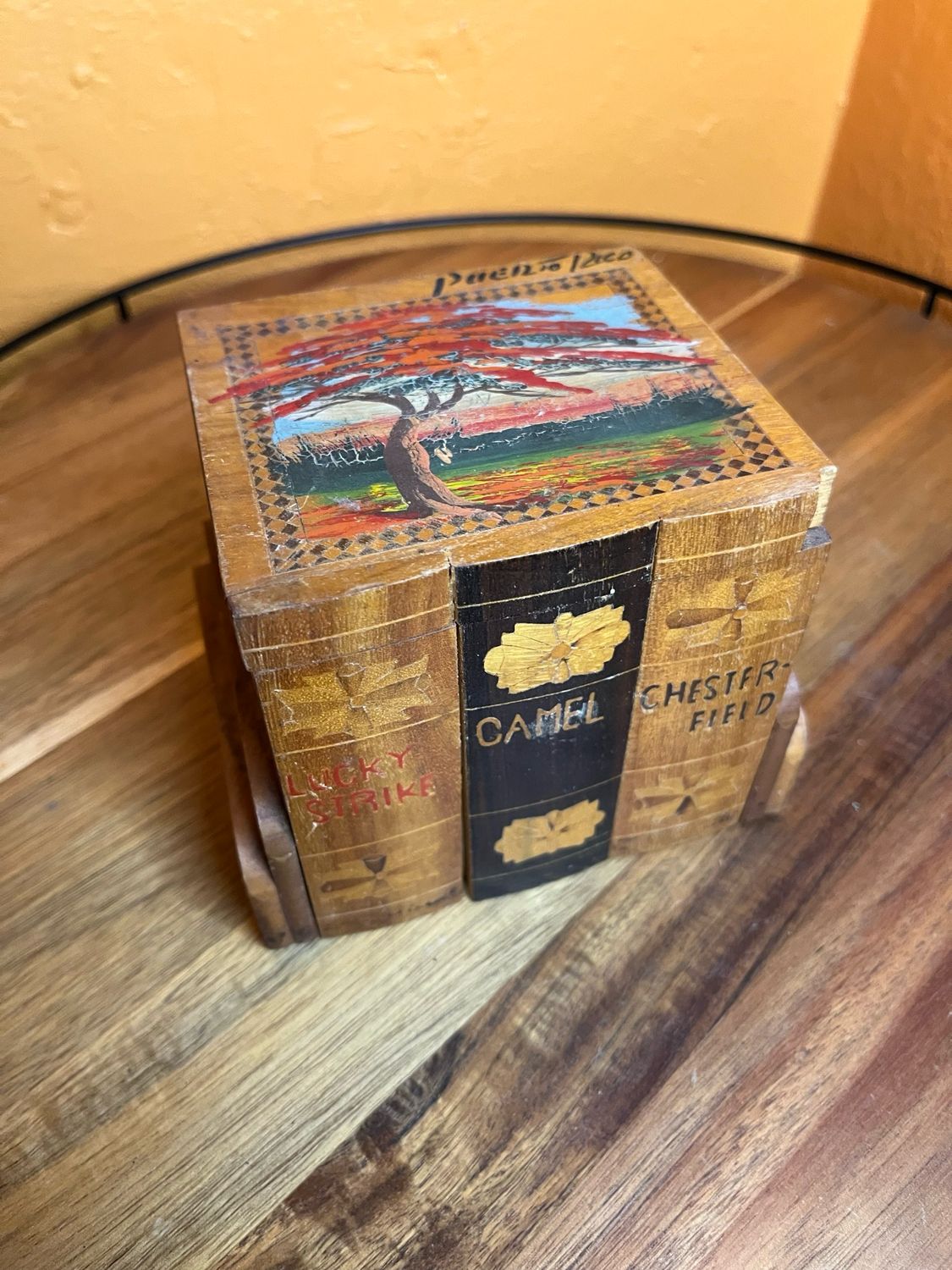 Cigarette Brands Wooden Puerto Rico Cigarette Dispenser