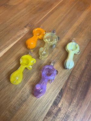 Wearable Glass Pipe