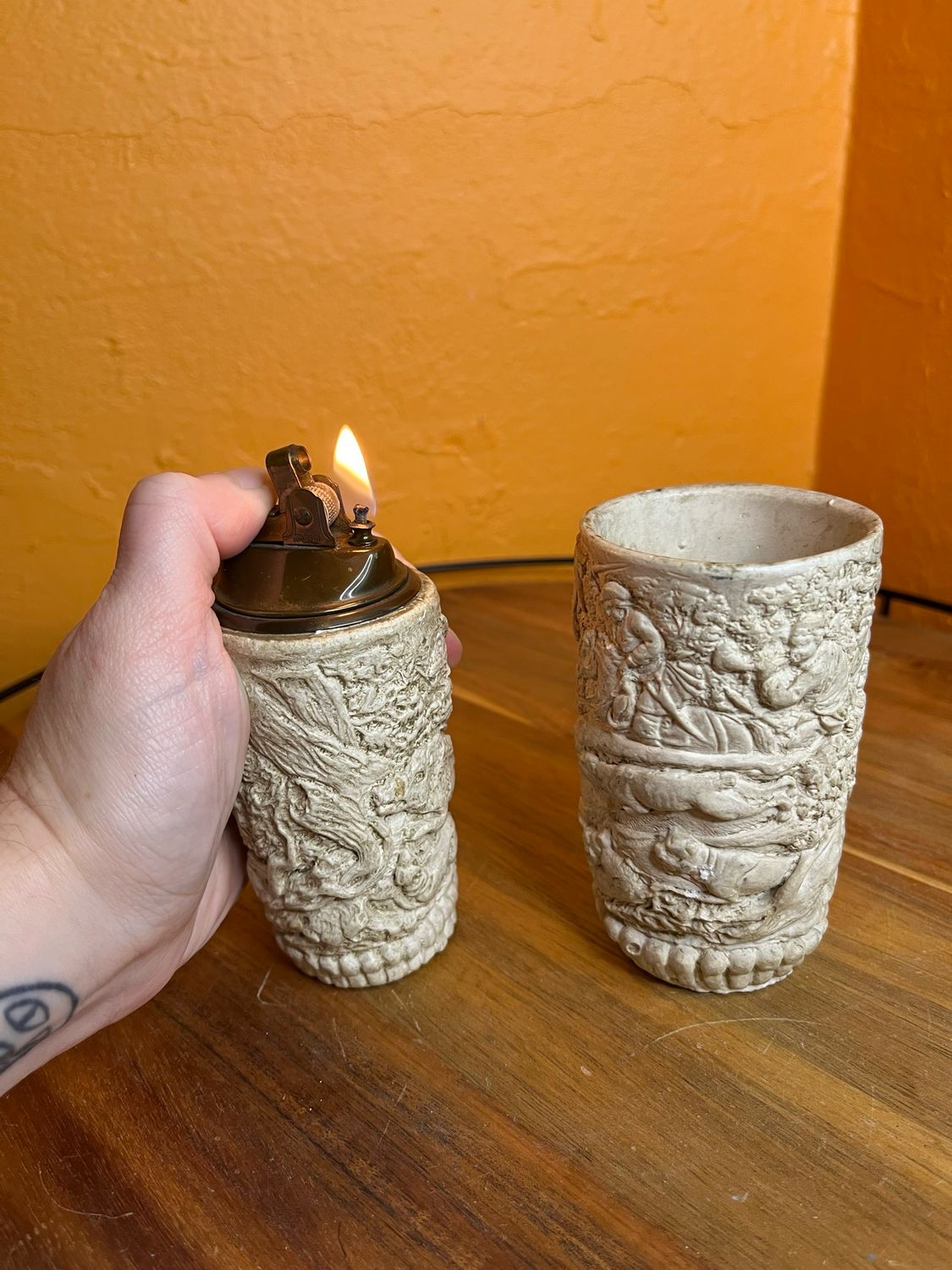 Boar Hunt Table Lighter Ashtray Set