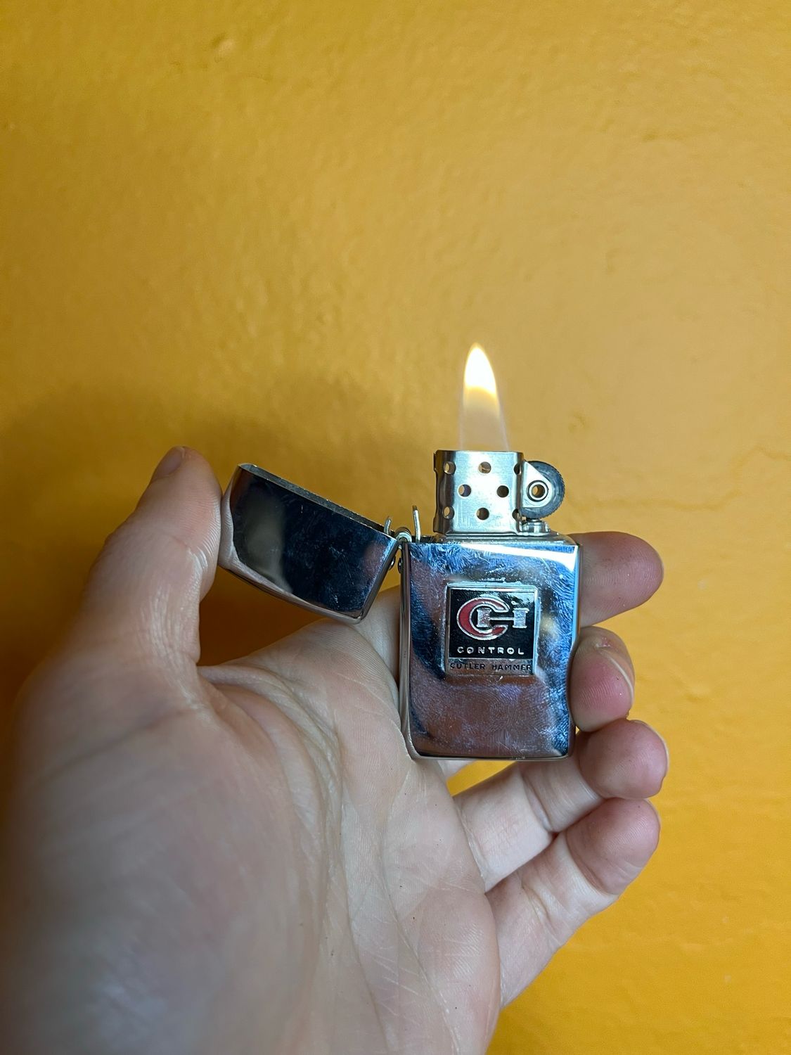 Control Cutler Hammer Flip Top Lighter