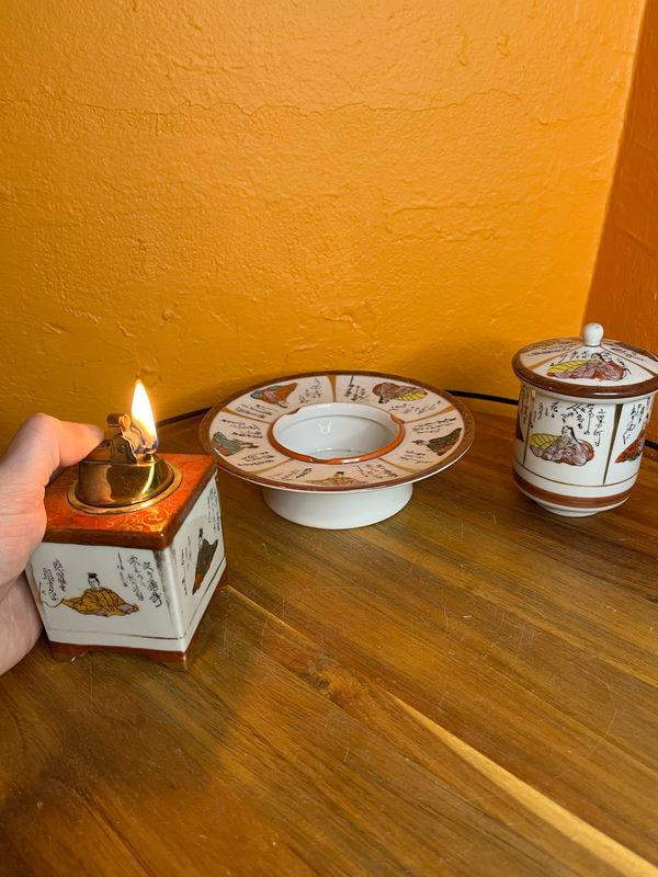 Fujita Kutani Heian Nobility &amp; Emperors Ceramic Table Lighter Ashtray Smoking Set