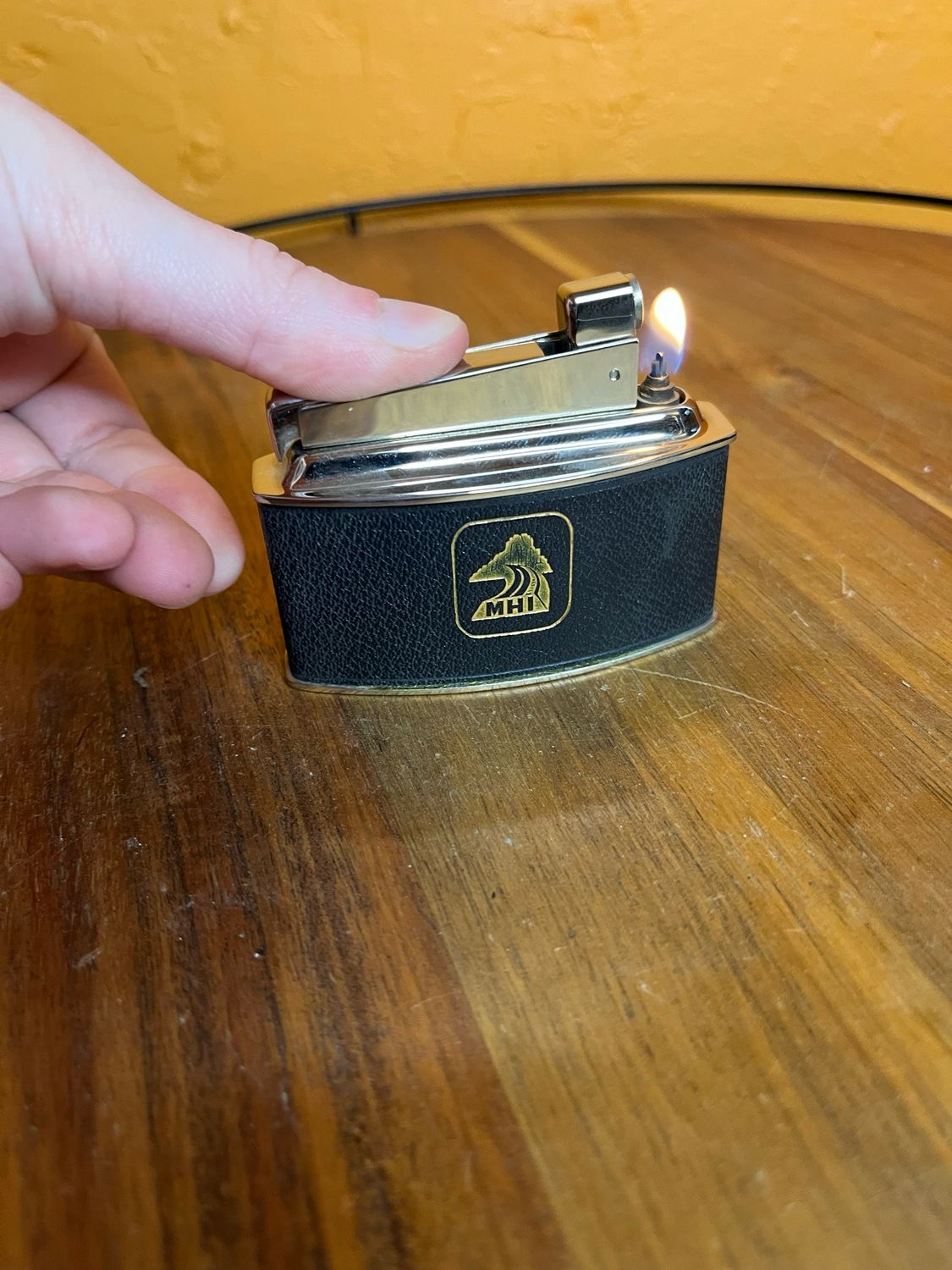 KW Capri MHI German Table Lighter With Box