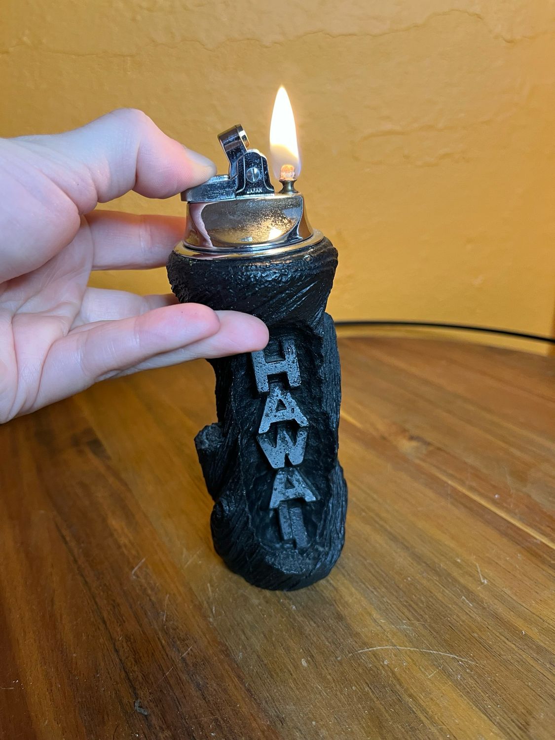 Hawai’i Imitation Pumice Souvenir Table Lighter