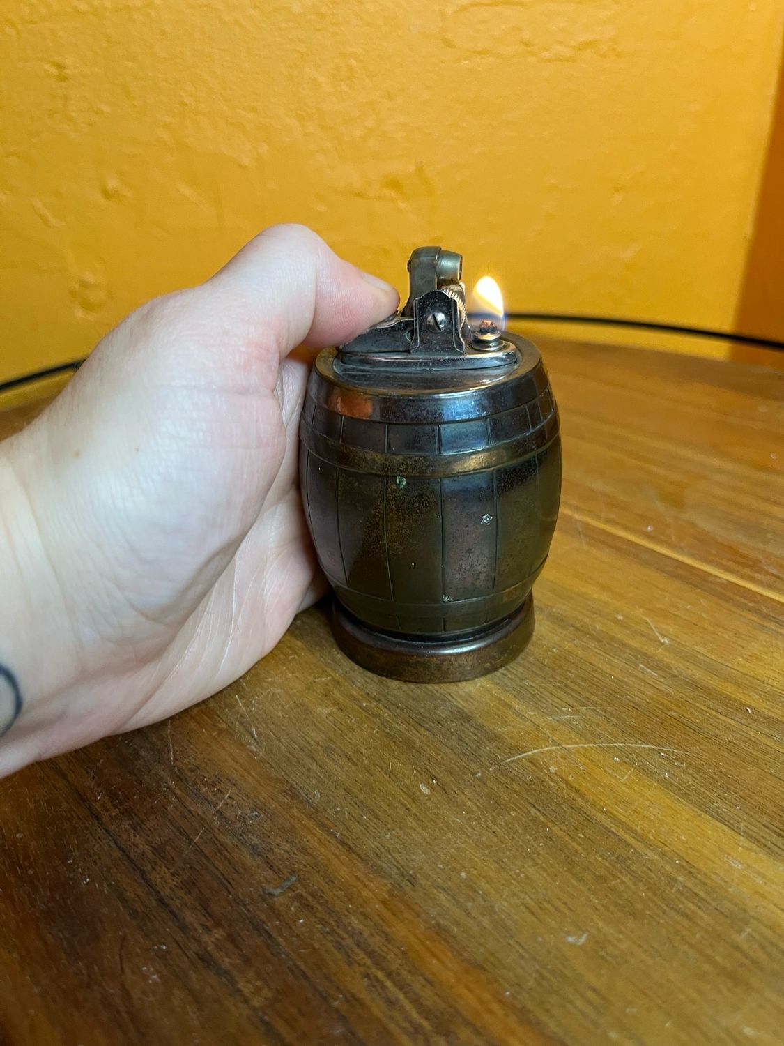 Made In Occupied Japan Barrel Table Lighter