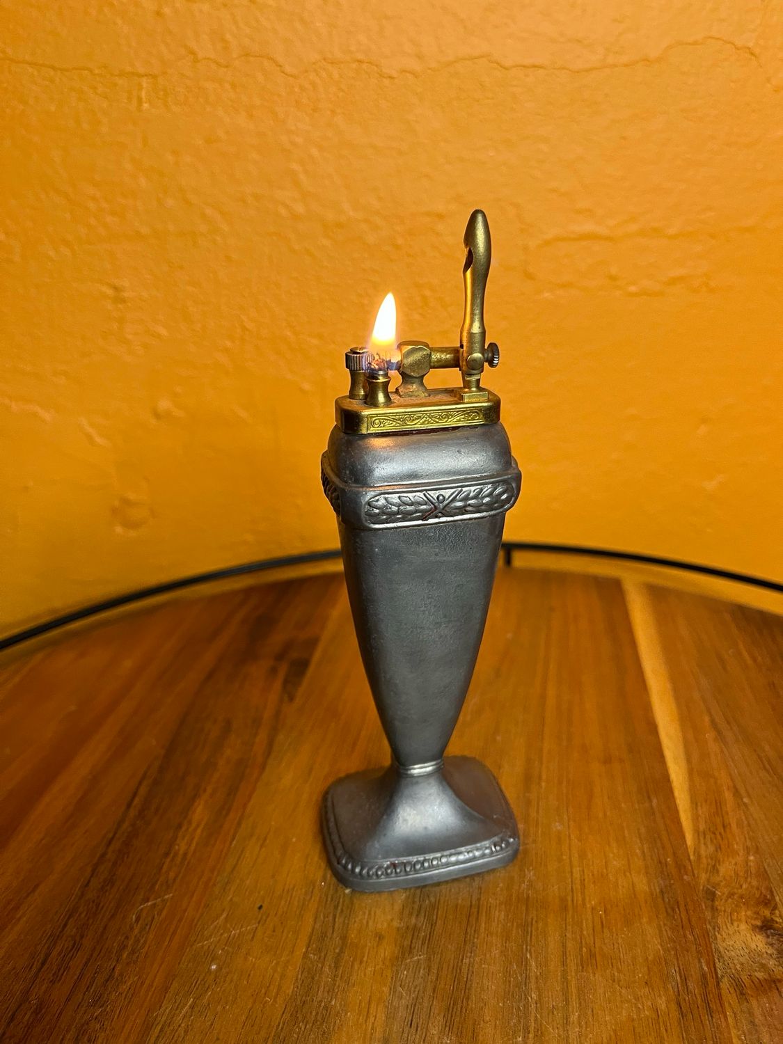 Pristine Fay Brand Lift Arm Table Lighter