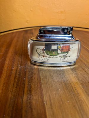Ronson Trophy Carriages Or Buggies Aquarium-Style Table Lighter