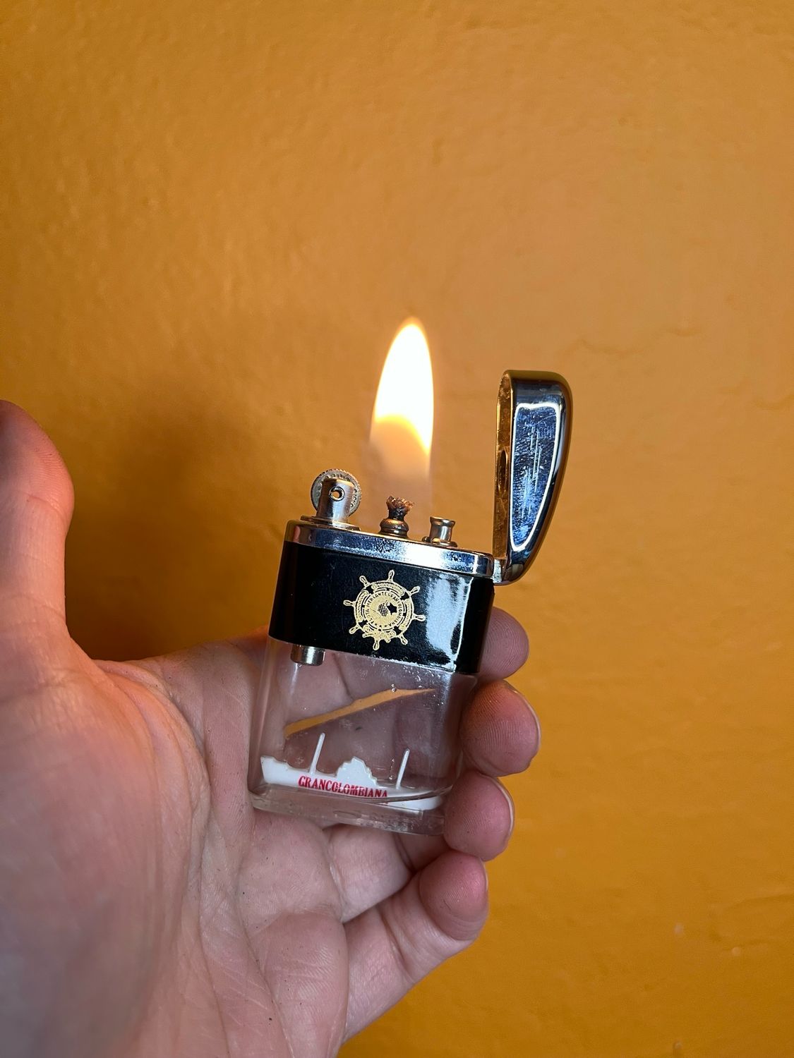 Grancolumbiana Ship Ritepoint Shaker Clear Tank Lighter