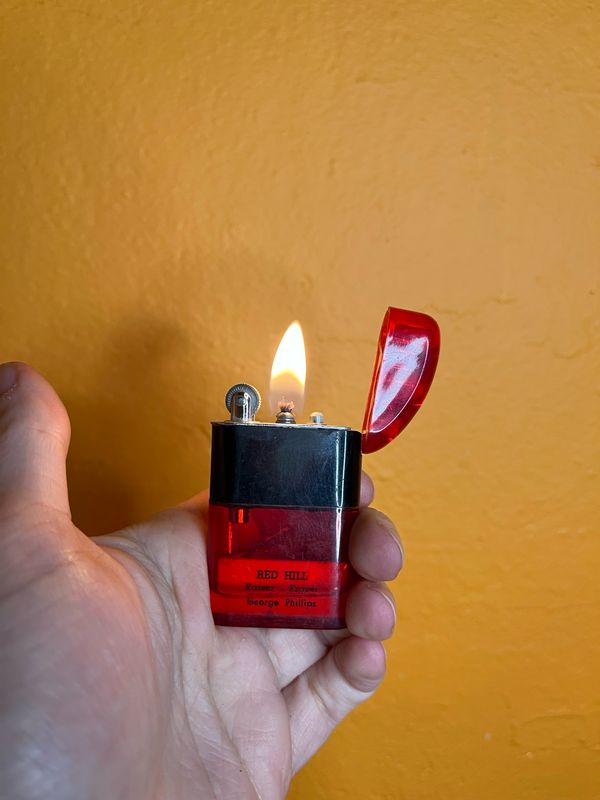 Red Hill Kaiser Fraser George Phillips Ritepoint Red Clear Tank Shaker Lighter