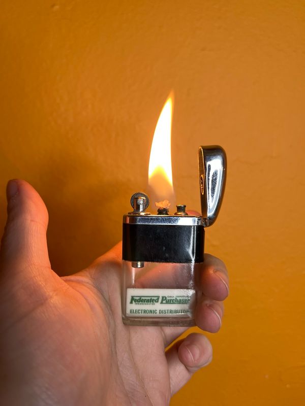 Federated Purchaser Electronic Distributors Ritepoint Shaker Clear Tank Lighter